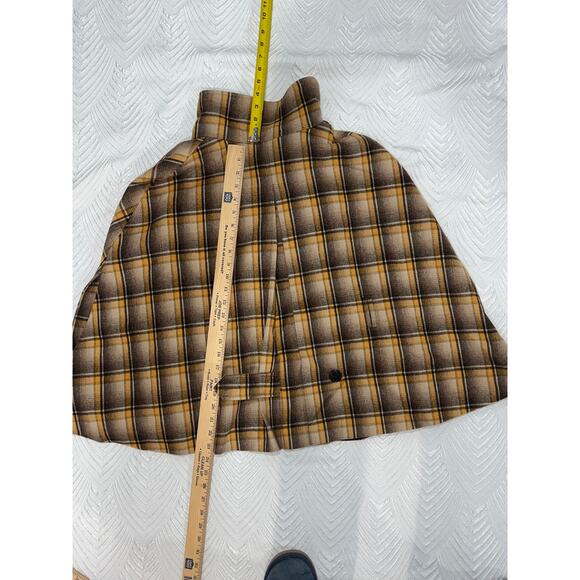 Tahari Arthur S. Levine Wool-Blend Plaid Cape Coat – Size 10. Sale!! - Picture 15 of 15